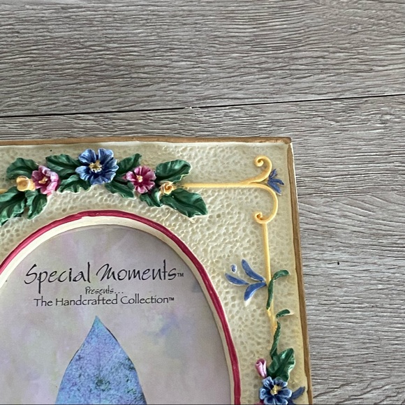 Vintage Special Moments 3d Flowers Resin Frame - Picture 4 of 13